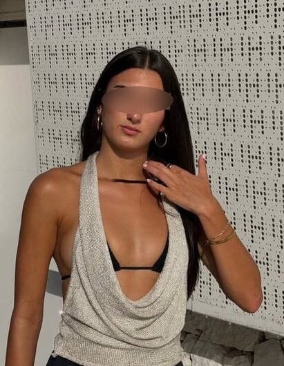Plan cul Lunel d’une coquine qui veut se faire croquer